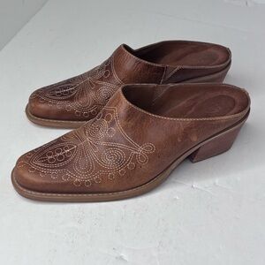 Dr Sholls women’s size 7.5 M Leather memory foam comfort country round up mules